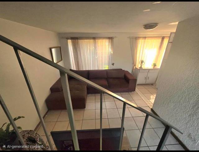 2 BEDROOM TOWNHOUSE FOR SALE IN FREEWAY PARK